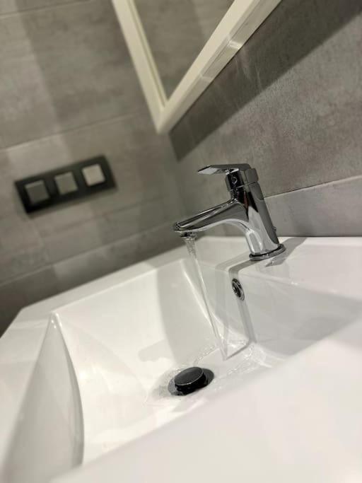 Apartamento Turistico Ohana Nani กอร์โดบา ภายนอก รูปภาพ