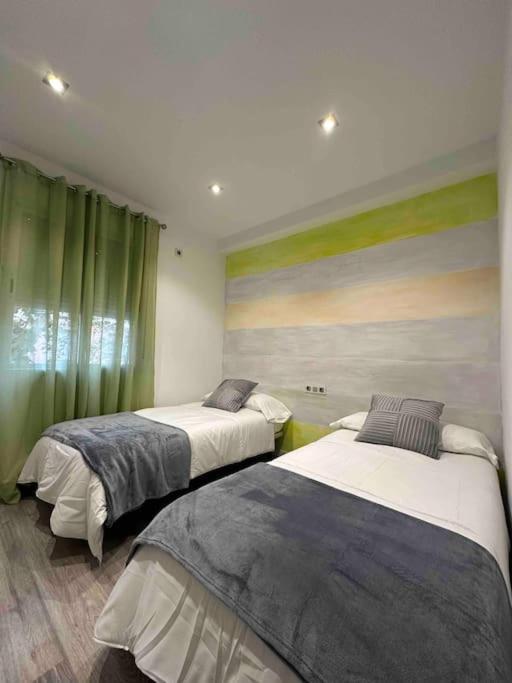 Apartamento Turistico Ohana Nani กอร์โดบา ภายนอก รูปภาพ