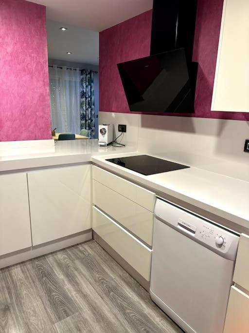 Apartamento Turistico Ohana Nani กอร์โดบา ภายนอก รูปภาพ