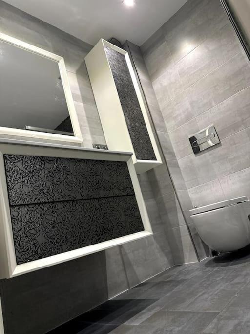 Apartamento Turistico Ohana Nani กอร์โดบา ภายนอก รูปภาพ